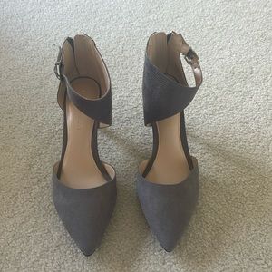 NIB Kelly & Katie Marsia gray heels-8
